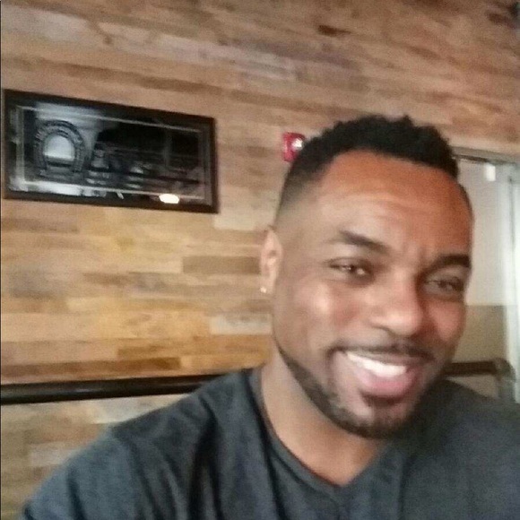 Meet your Posher, Antoine - Picture 1 of 1